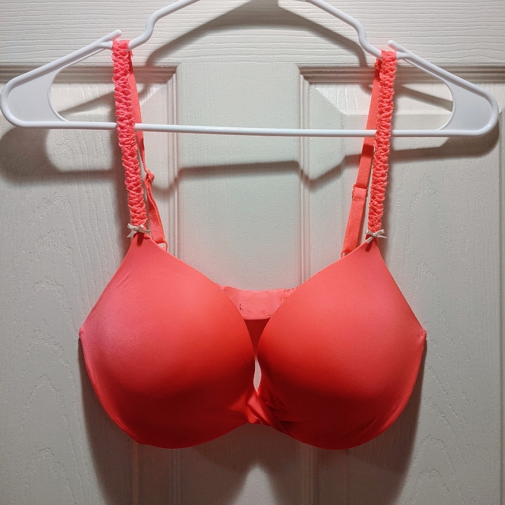 Victoria's Secret Plunge Bra - Push Up
